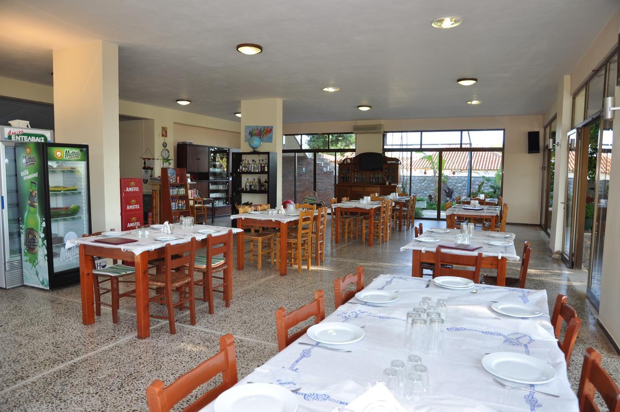 Hotel Dougas Аркуді Екстер'єр фото